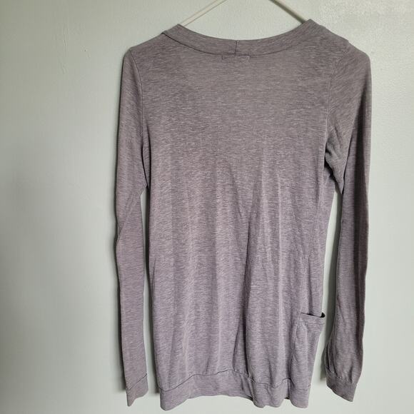 BDG Women's Long Sleeve Gray Button Up Sweater Cardigan Size Medium - Picture 11 of 11